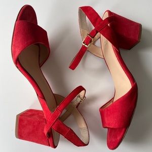 BARNEYS NY Block healed sandal Sz 39